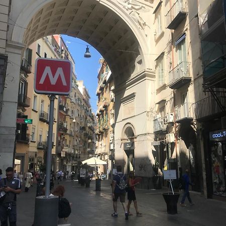 Ponte Di Chiaia Villa Napoli Esterno foto